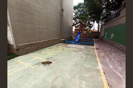 Apartamento para alugar com 79m², 2 quartos e 1 vagaÁrea comum - Playground