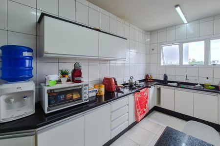 Apartamento à venda com 380m², 4 quartos e 3 vagasCozinha - Armários