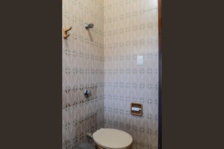 Casa à venda com 297m², 3 quartos e 1 vaga Casa à venda com 297m², 3 quartos e 1 vagaBanheiro