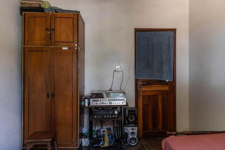 Casa à venda com 297m², 3 quartos e 1 vaga Casa à venda com 297m², 3 quartos e 1 vagaQuarto 4