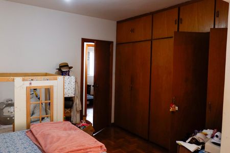 Casa à venda com 150m², 3 quartos e 3 vagas Casa à venda com 150m², 3 quartos e 3 vagasQuarto 2 - Suíte