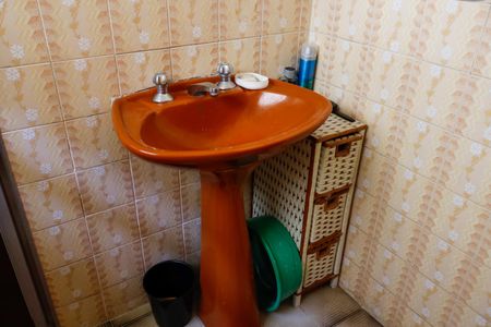 Casa à venda com 150m², 3 quartos e 3 vagas Casa à venda com 150m², 3 quartos e 3 vagasBanheiro