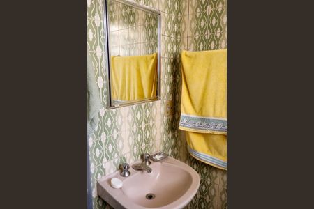 Casa à venda com 150m², 3 quartos e 3 vagas Casa à venda com 150m², 3 quartos e 3 vagasBanheiro da Suíte 2