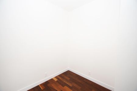 Casa à venda com 417m², 4 quartos e 4 vagas Casa à venda com 417m², 4 quartos e 4 vagascloset suite 1