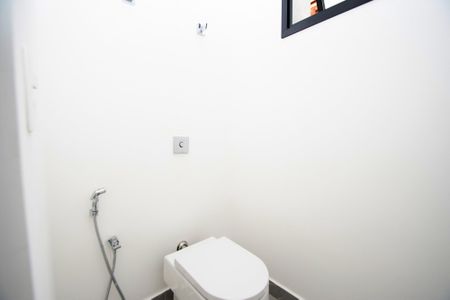 Casa à venda com 417m², 4 quartos e 4 vagas Casa à venda com 417m², 4 quartos e 4 vagasbanheiro suite 1