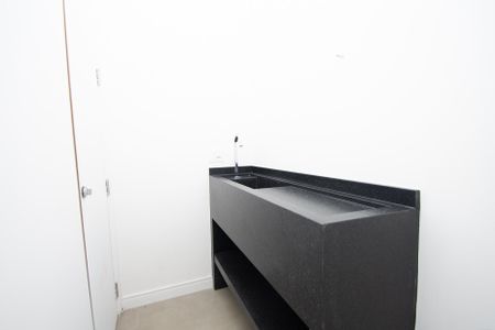 Casa à venda com 417m², 4 quartos e 4 vagas Casa à venda com 417m², 4 quartos e 4 vagaslavabo