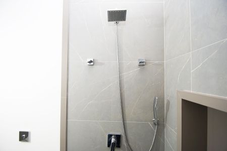 Casa à venda com 417m², 4 quartos e 4 vagas Casa à venda com 417m², 4 quartos e 4 vagasbanheiro suite 4