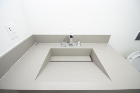 Casa à venda com 417m², 4 quartos e 4 vagas Casa à venda com 417m², 4 quartos e 4 vagasbanheiro suite 4