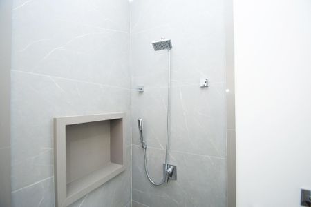 Casa à venda com 417m², 4 quartos e 4 vagas Casa à venda com 417m², 4 quartos e 4 vagasbanheiro suite 2