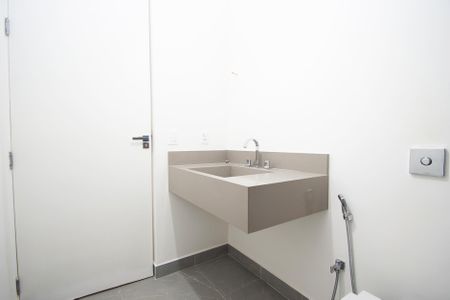 Casa à venda com 417m², 4 quartos e 4 vagas Casa à venda com 417m², 4 quartos e 4 vagasbanheiro suite 4