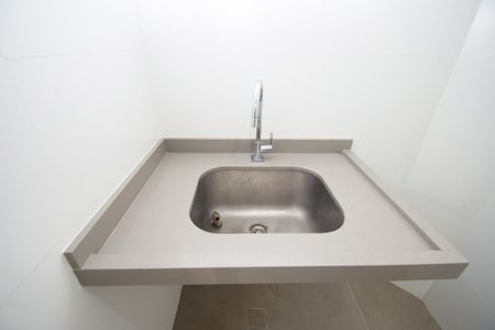 Casa à venda com 417m², 4 quartos e 4 vagas Casa à venda com 417m², 4 quartos e 4 vagasÁrea de Serviço