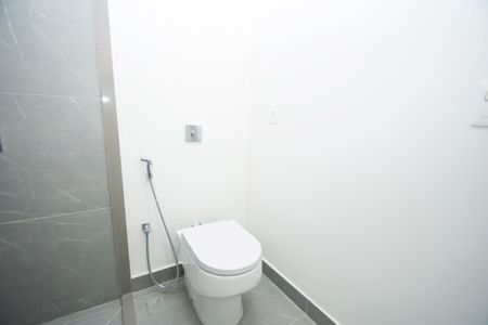 Casa à venda com 417m², 4 quartos e 4 vagas Casa à venda com 417m², 4 quartos e 4 vagasbanheiro suite 2