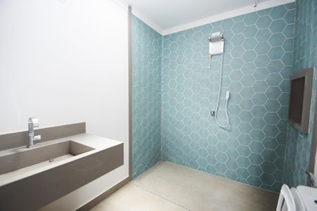 Casa à venda com 417m², 4 quartos e 4 vagas Casa à venda com 417m², 4 quartos e 4 vagasbanheiro piscina