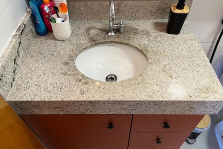 Apartamento para alugar com 55m², 2 quartos e 1 vagaBanheiro social