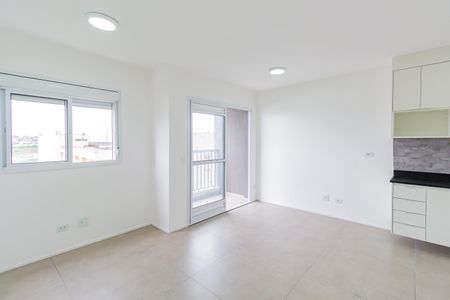 Sala/Cozinha de apartamento para alugar com 1 quarto, 42m² em Jardim Casablanca, São Paulo