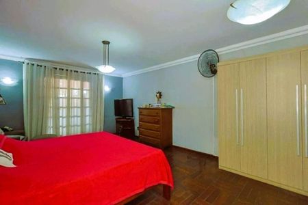 Casa para alugar com 365m², 4 quartos e 4 vagas