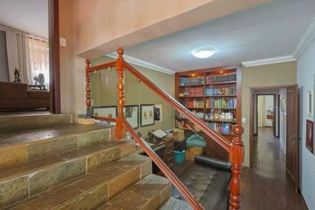 Casa para alugar com 4 quartos, 365m² em Anchieta, Belo Horizonte