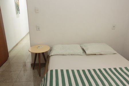 Quarto de apartamento para alugar com 1 quarto, 42m² em José Menino, Santos