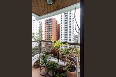 Apartamento à venda com 125m², 2 quartos e 2 vagasQuarto 1 - Varanda da Suite