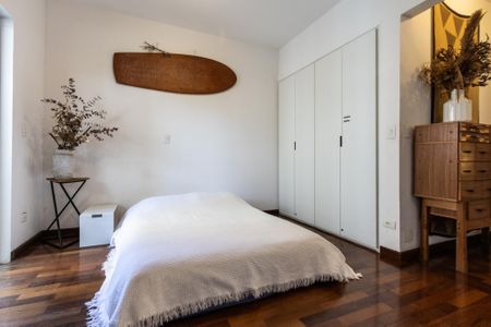 Apartamento à venda com 125m², 2 quartos e 2 vagasQuarto 2