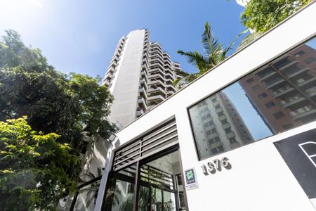 Apartamento à venda com 125m², 2 quartos e 2 vagasFachada do Condomínio