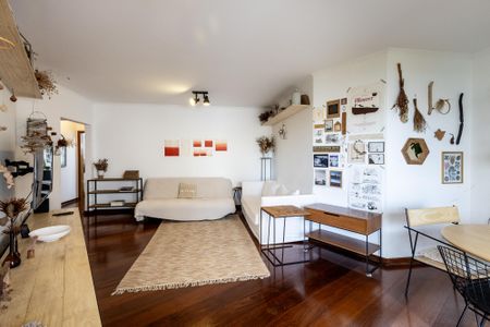 Apartamento à venda com 125m², 2 quartos e 2 vagasSala