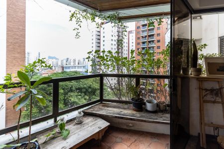 Apartamento à venda com 125m², 2 quartos e 2 vagasVaranda