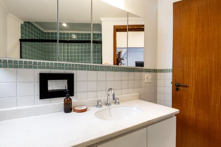 Apartamento à venda com 125m², 2 quartos e 2 vagasBanheiro do Corredor