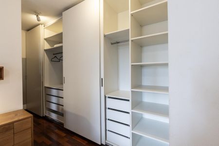 Apartamento à venda com 125m², 2 quartos e 2 vagasQuarto 1 - Suite
