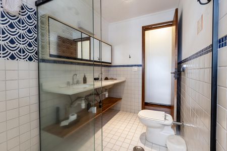 Apartamento à venda com 125m², 2 quartos e 2 vagasQuarto 1 - Banheiro da Suite