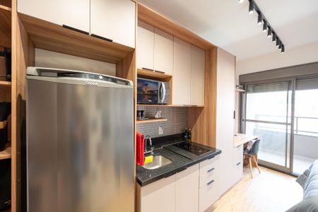 Studio à venda com 28m², 1 quarto e sem vaga Studio à venda com 28m², 1 quarto e sem vagaCozinha