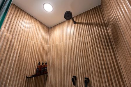 Studio à venda com 28m², 1 quarto e sem vaga Studio à venda com 28m², 1 quarto e sem vagaBanheiro Social