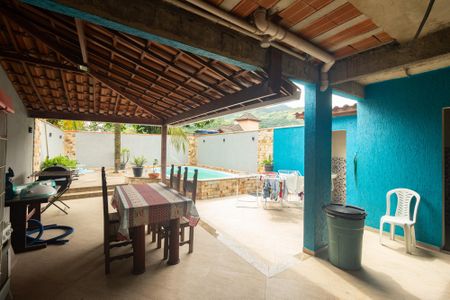 Casa para alugar com 200m², 2 quartos e 3 vagasQuintal