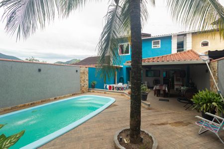 Casa para alugar com 200m², 2 quartos e 3 vagasQuintal