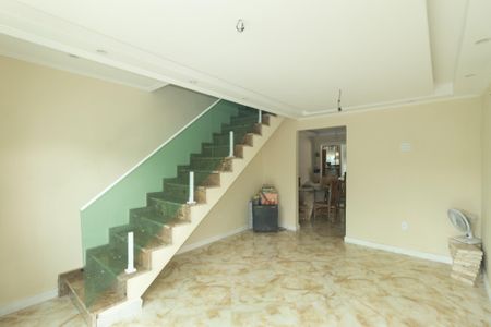 Casa para alugar com 200m², 2 quartos e 3 vagasSala