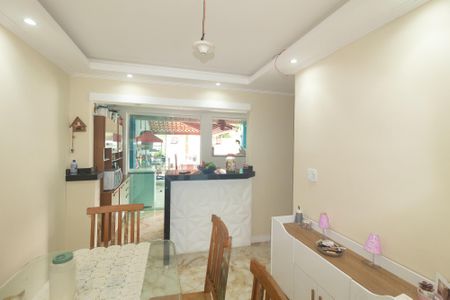 Casa para alugar com 200m², 2 quartos e 3 vagasCozinha