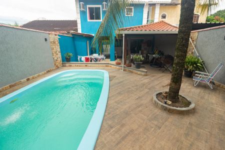 Casa para alugar com 200m², 2 quartos e 3 vagasPiscina