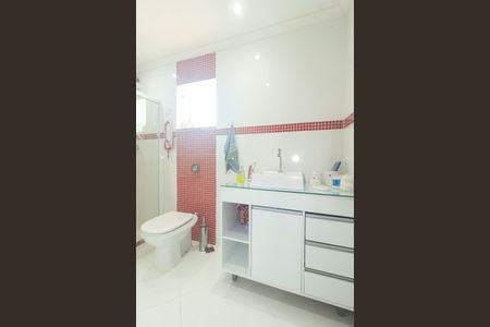 Casa para alugar com 200m², 2 quartos e 3 vagasBanheiro da Suíte 2