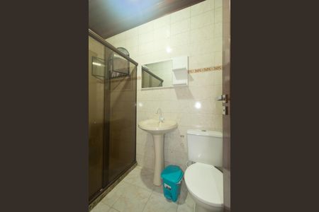 Casa para alugar com 200m², 2 quartos e 3 vagasBanheiro Social