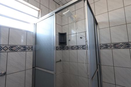 Casa à venda com 250m², 6 quartos e 3 vagasBanheiro