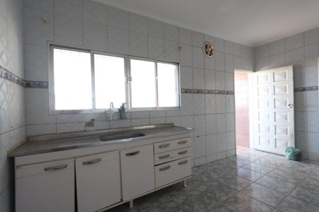 Casa à venda com 250m², 6 quartos e 3 vagasCozinha
