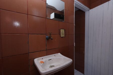 Casa à venda com 250m², 6 quartos e 3 vagasBanheiro - casa 2