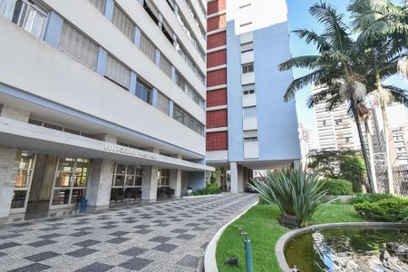 Apartamento à venda com 106m², 2 quartos e 1 vagaÁrea comum