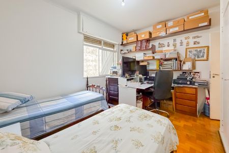 Apartamento à venda com 106m², 2 quartos e 1 vagaQuarto 2