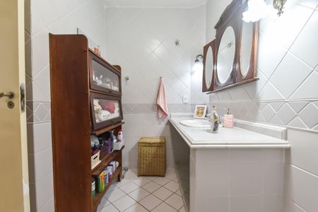 Apartamento à venda com 106m², 2 quartos e 1 vagaBanheiro social