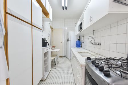 Apartamento à venda com 106m², 2 quartos e 1 vagaCozinha