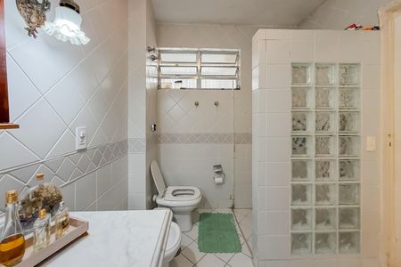 Apartamento à venda com 106m², 2 quartos e 1 vagaBanheiro 1