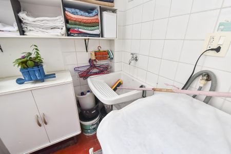 Apartamento à venda com 106m², 2 quartos e 1 vagaÁrea de serviço