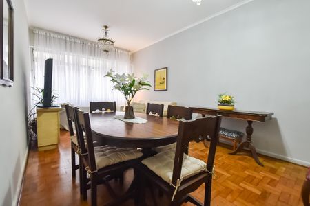 Apartamento à venda com 106m², 2 quartos e 1 vagaSala