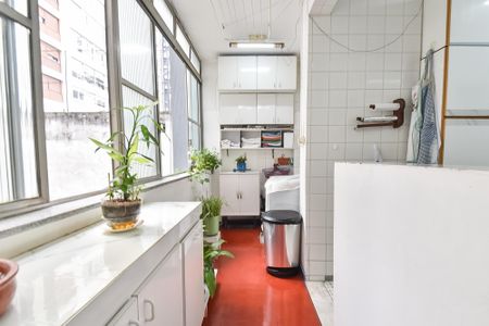 Apartamento à venda com 106m², 2 quartos e 1 vagaÁrea de serviço